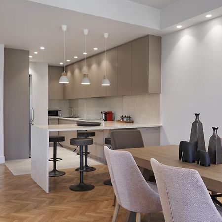 Urban Heights 3Bd Apt, Next To Hilton เอเธนส์ ภายนอก รูปภาพ