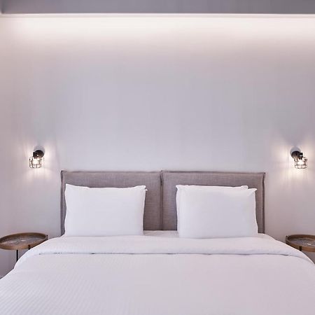 Urban Heights 3Bd Apt, Next To Hilton เอเธนส์ ภายนอก รูปภาพ